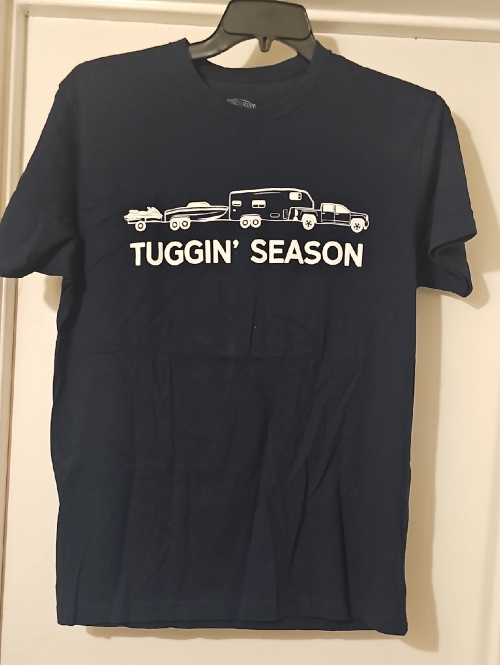 4 For $20 Tuggin' Season Men's Navy Graphic T-Shirt Tote 10